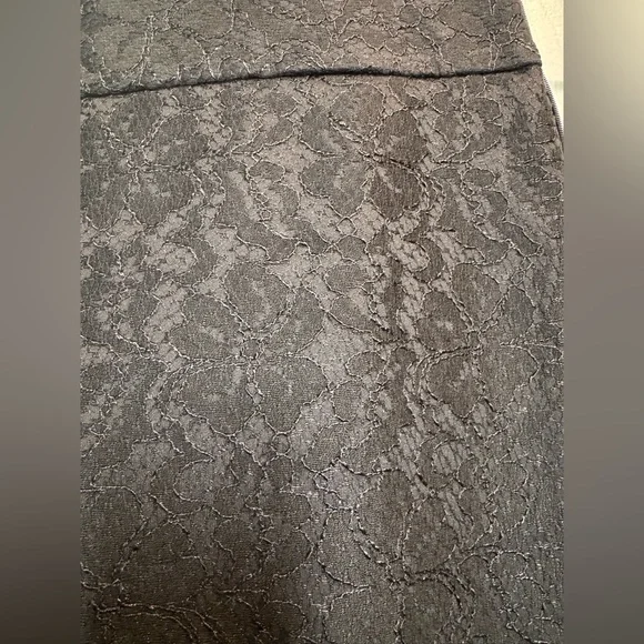 Elle black pants lace overlay cropped dress pants - black - size 10. BOGO offer - Picture 3 of 7